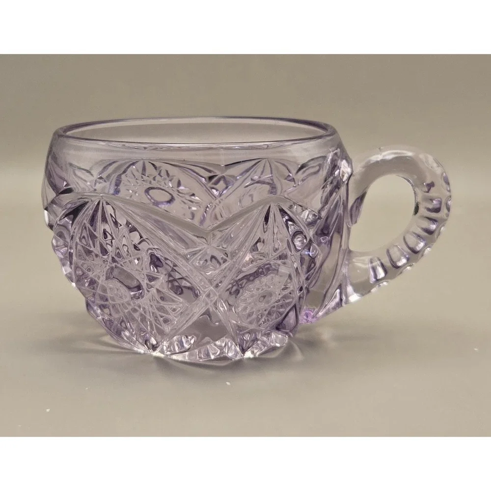 Lilac Crystal Cup Starburst‎ Pattern. Hand Crafted 1990's (#19)